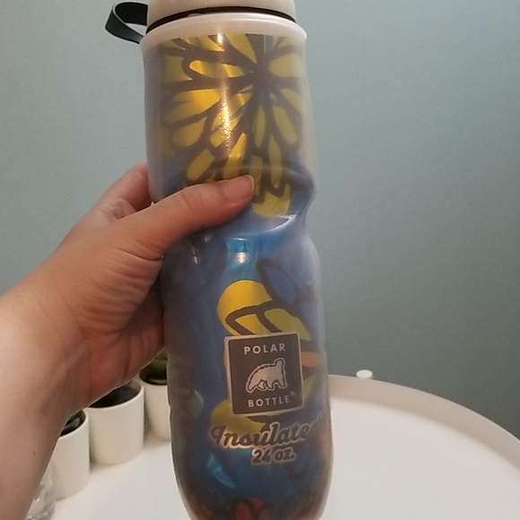 Polar bottle Insulated 24 oz NWOT - Picture 4 of 8